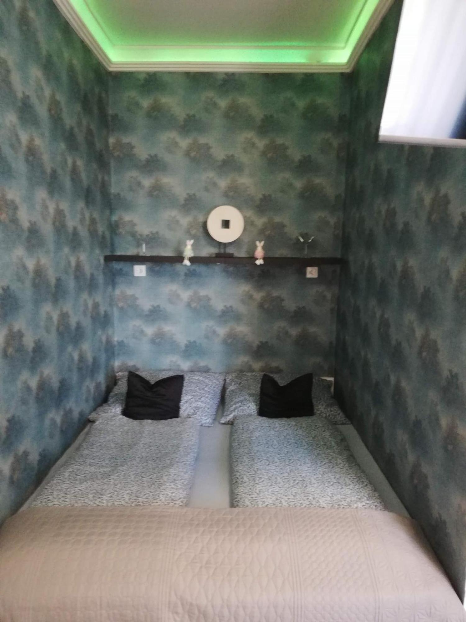Viktoria Studioapartman Győr Eksteriør billede